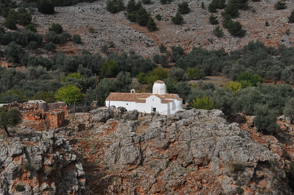 Αράδαινα: Το χωριό-«φάντασμα» στην Κρήτη που ισοπεδώθηκε τρεις φορές στην Τουρκοκρατία-Βίντεο